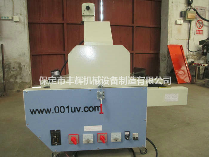 小體積大作用的桌面uv機